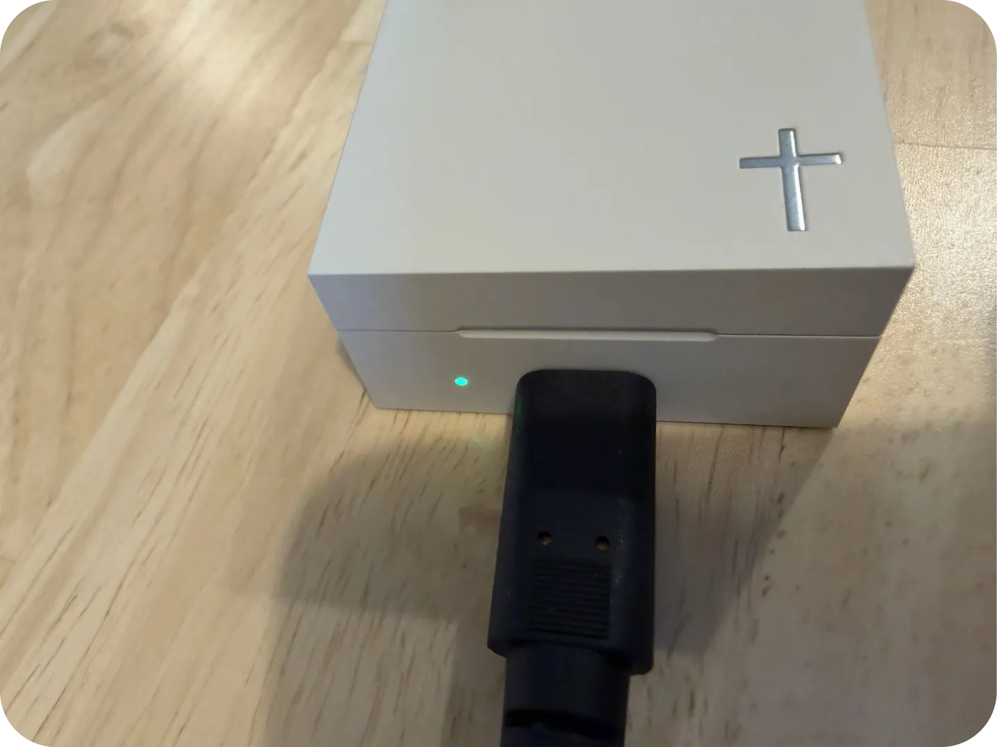 Charging case